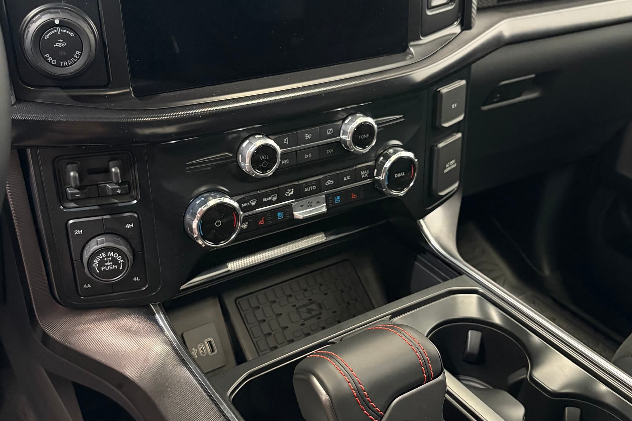 2026 Ford F-150 — photo 24
