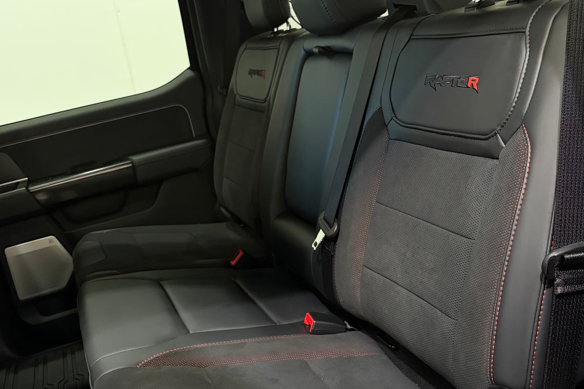 2026 Ford F-150 — photo 31