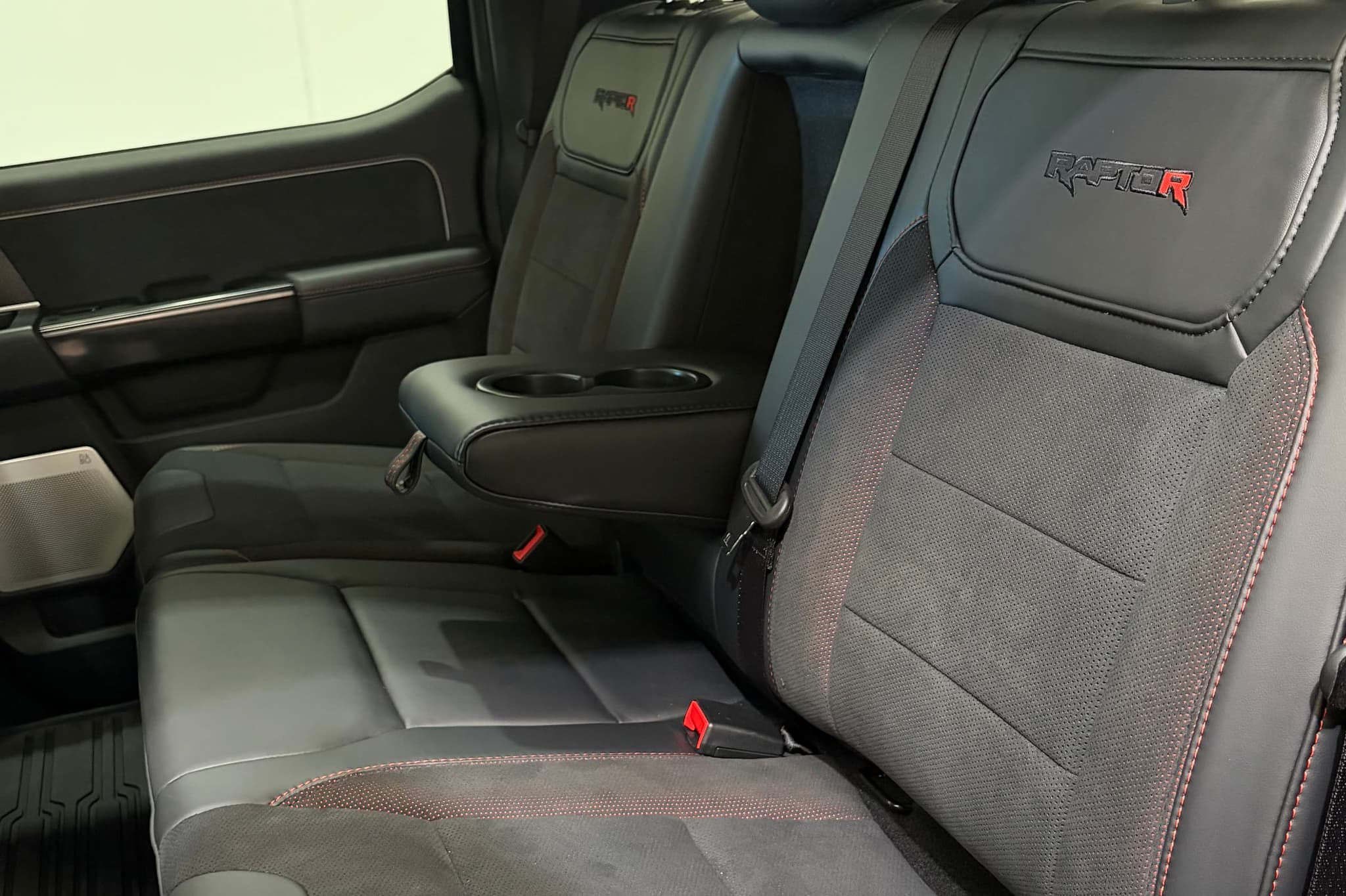2026 Ford F-150 — photo 32